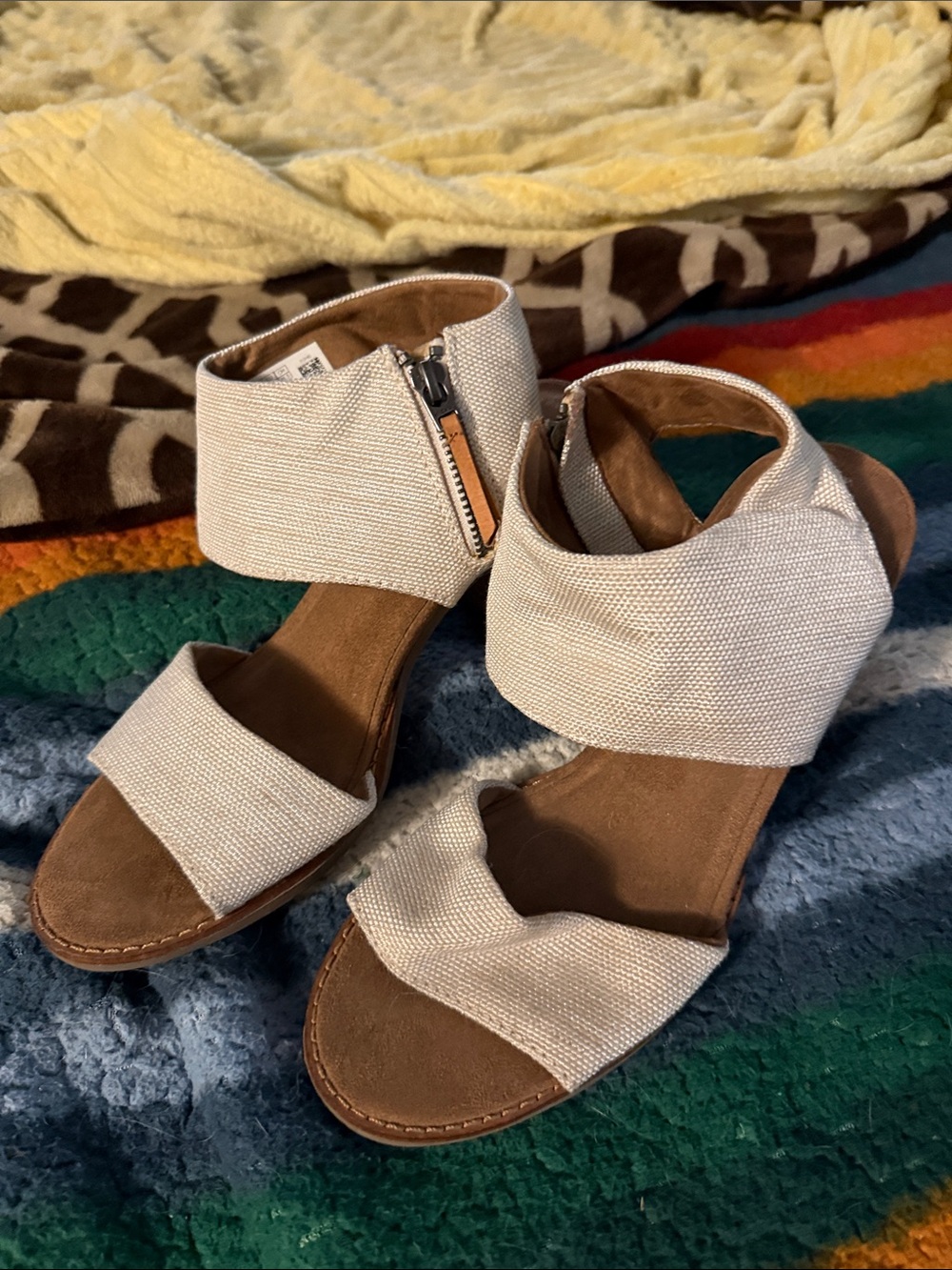 Toms Cream Open-Toe Ankle-Cuff Sandals